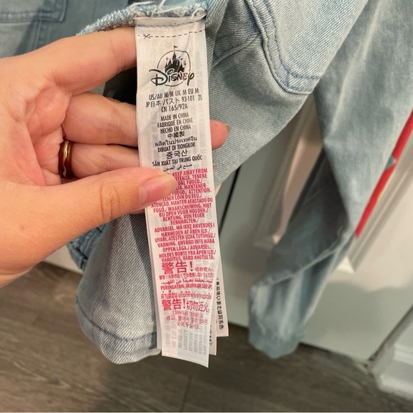 Disney Light Blue Denim Jacket Soul Themed Size Medium Women’s Jean Jacket - Picture 6 of 6